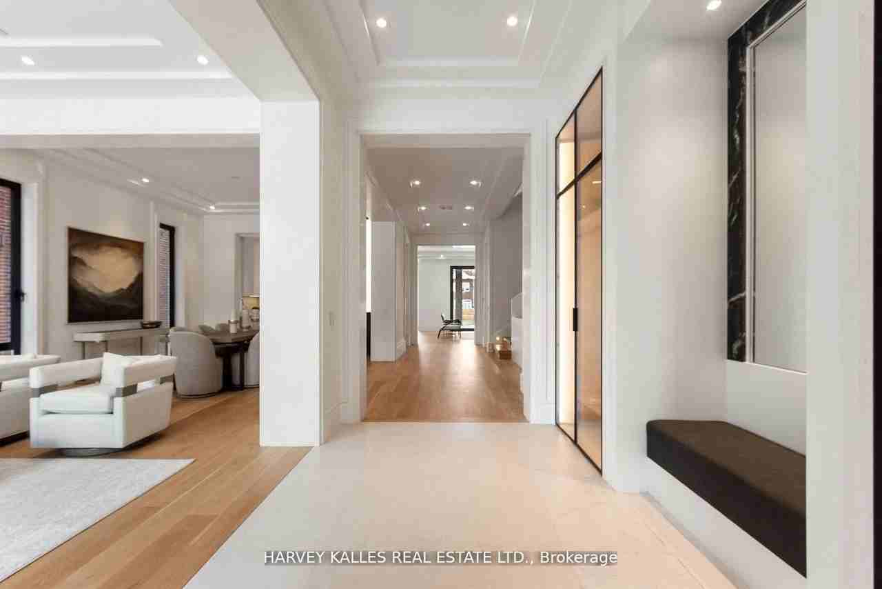370 Glengrove Avenue West - Photo 2 of 49