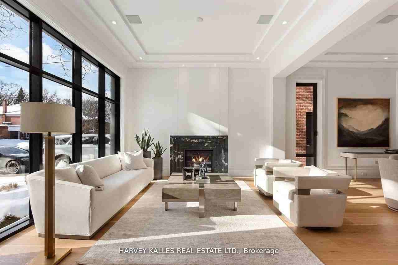 370 Glengrove Avenue West - Photo 5 of 49