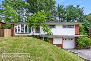 featured image of 304 Garden City Dr