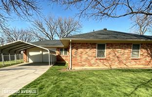 featured image of 912 N 4th St