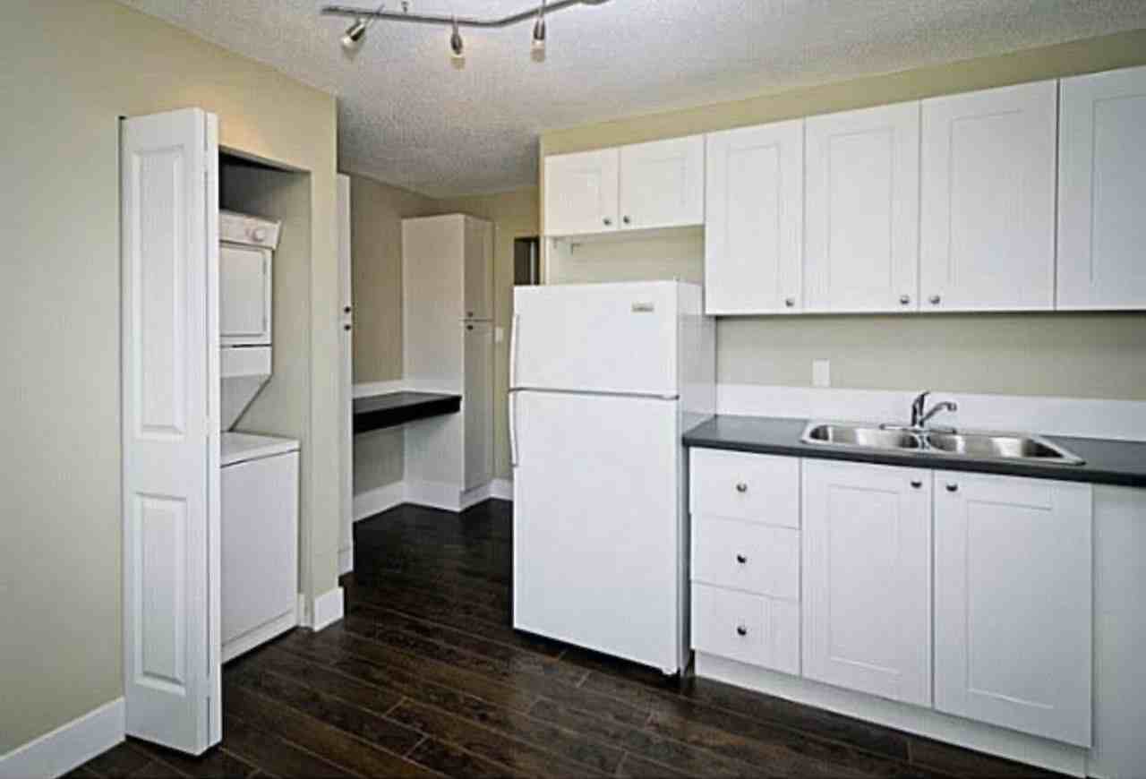 2998 Pasture Cir - Photo 2 of 9