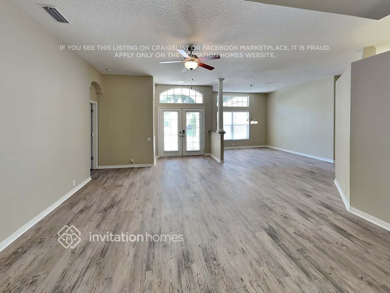 6614 Oakbrooke Cir - Photo 3 of 17