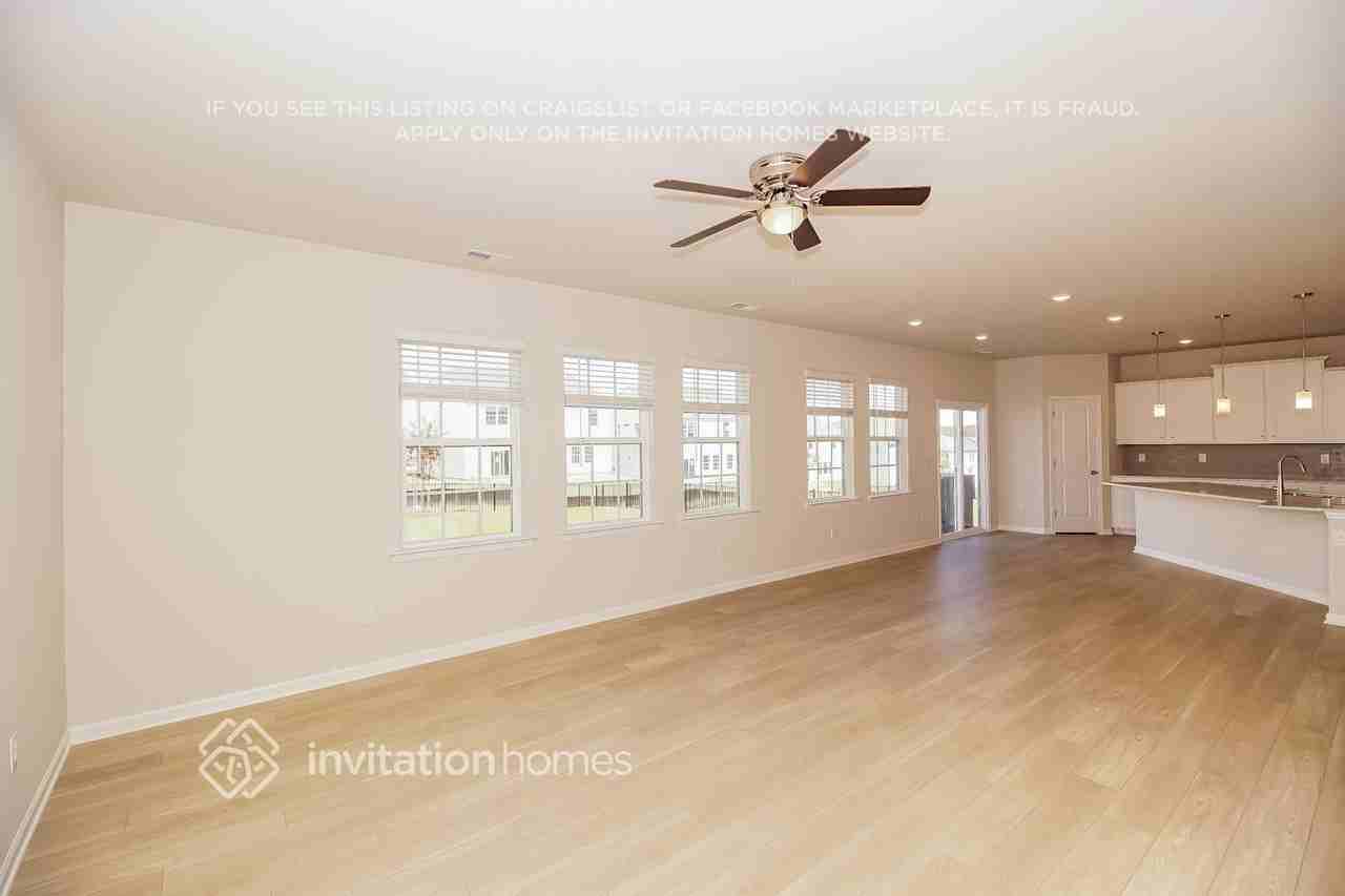 2354 Ravenglass Way - Photo 6 of 21
