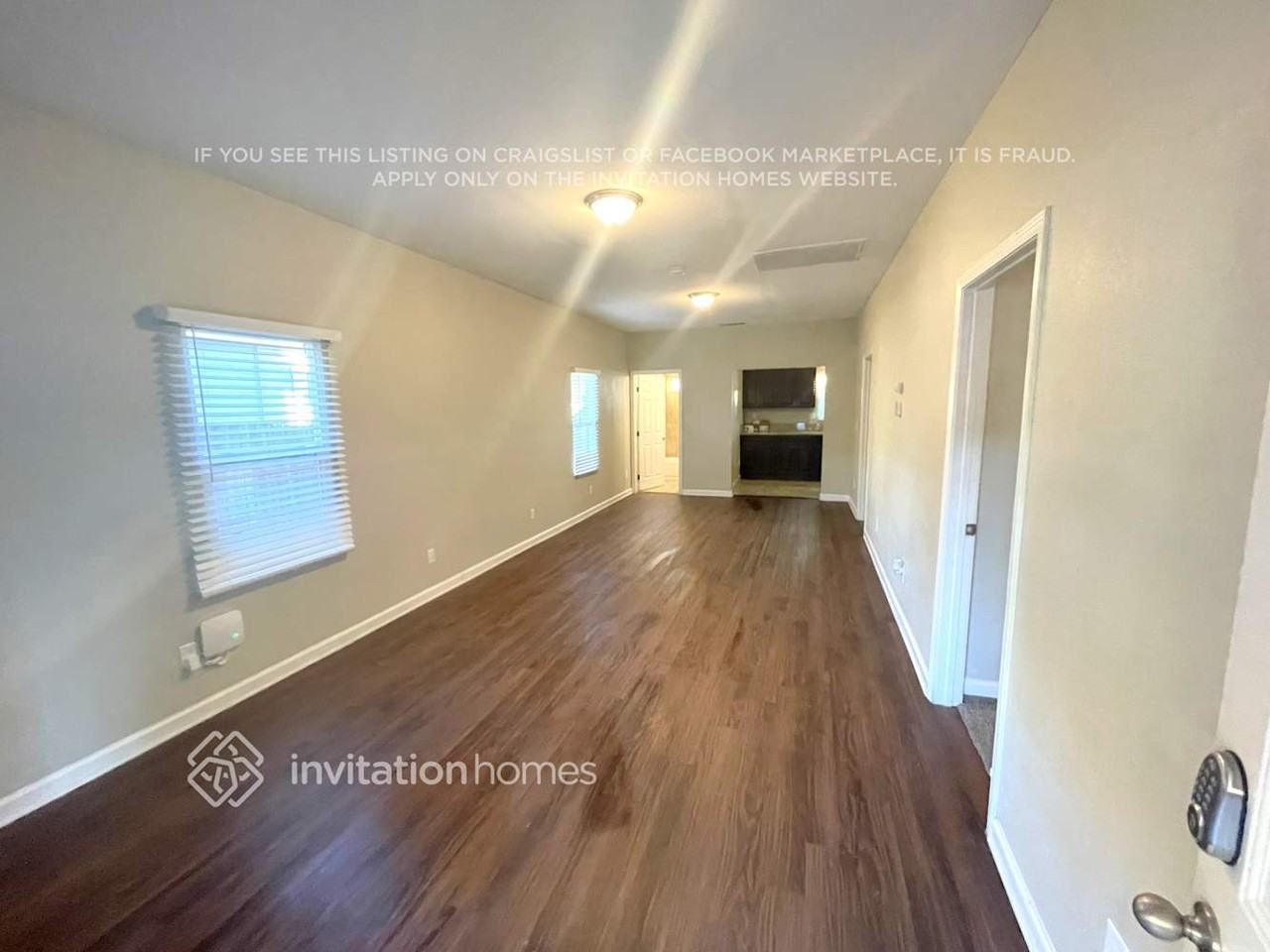 304 W 2nd St - Photo 4 of 13