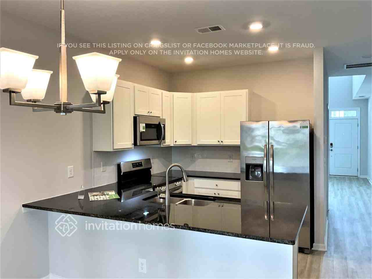 1907 Commerce Dr - Photo 4 of 11