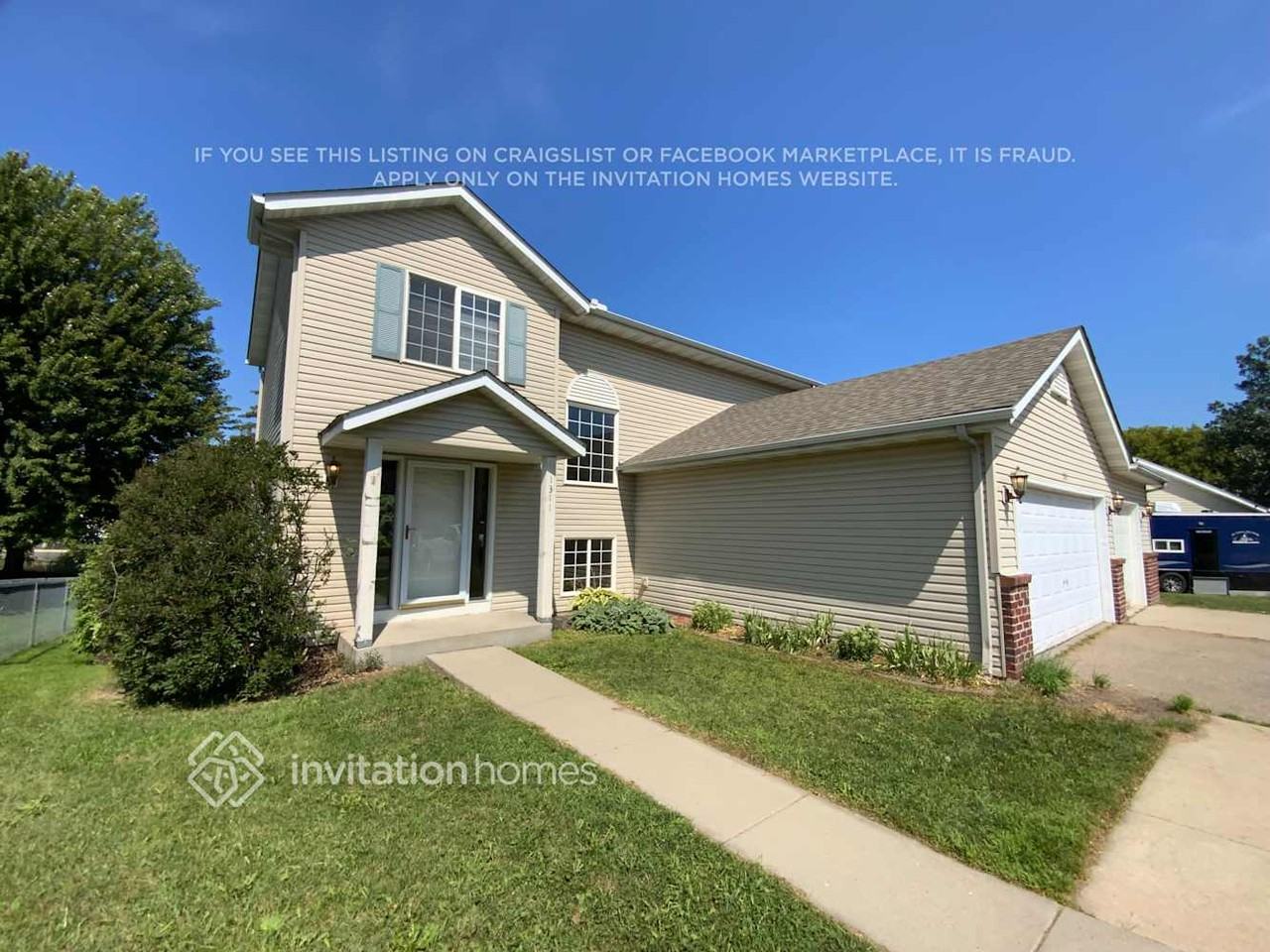 1311 Creekside Dr - Photo 2 of 24