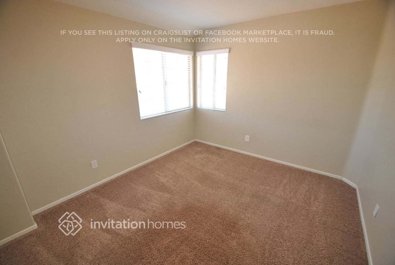 40122 Cannes Ct - Photo 7 of 13