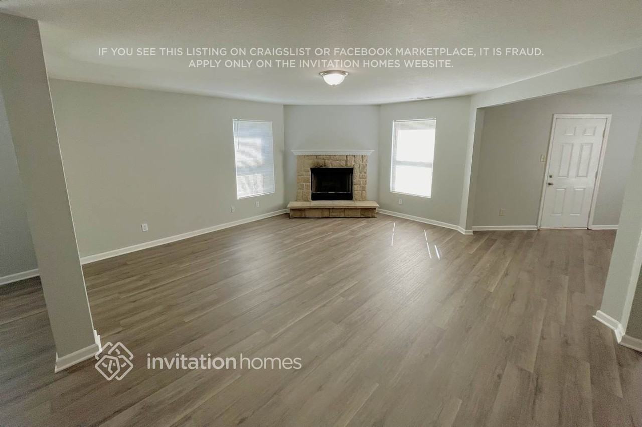 1723 Bray Dr - Photo 3 of 14
