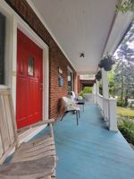 featured image of Queen St E & Woodbine Ave