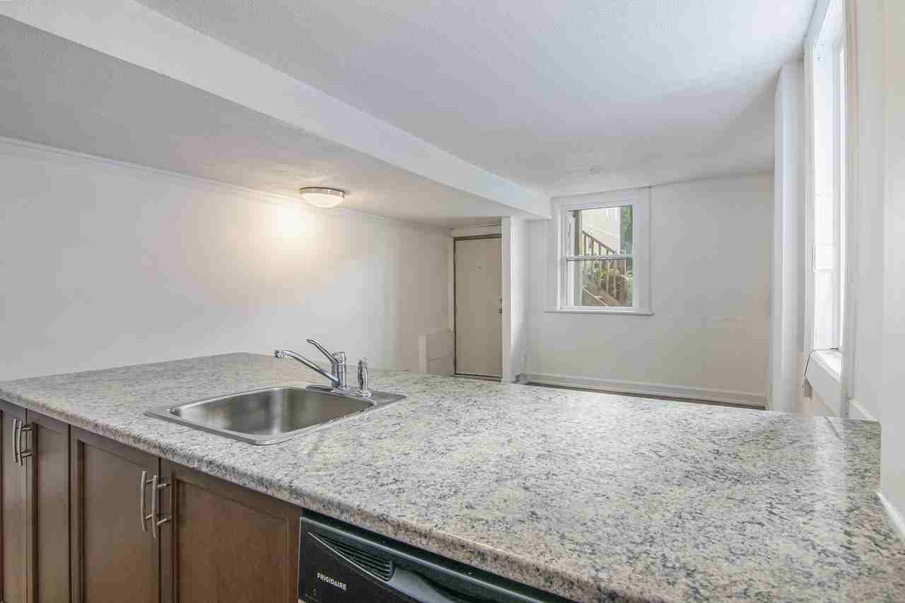 91-93 Melrose Ave - Photo 3 of 7
