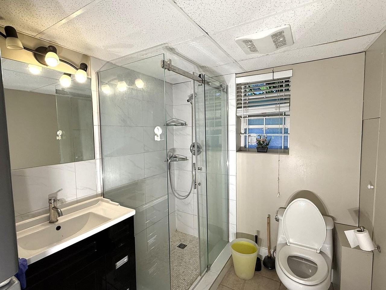 3589 West 18th Avenue - Photo 5 of 16