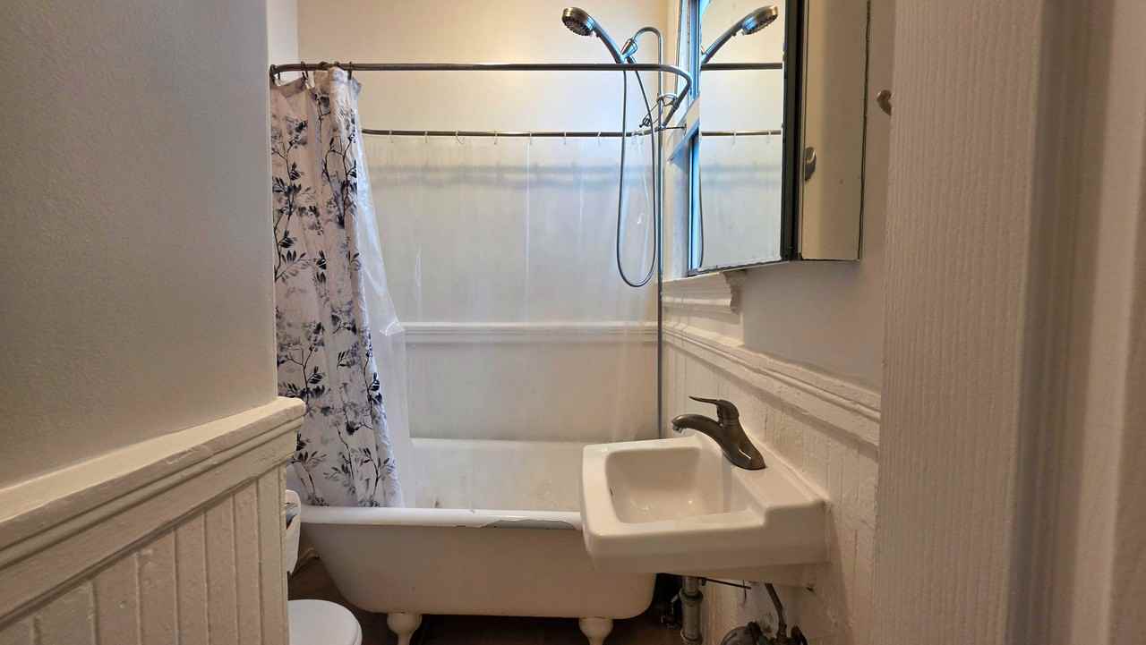454 Clementina St - Photo 6 of 6