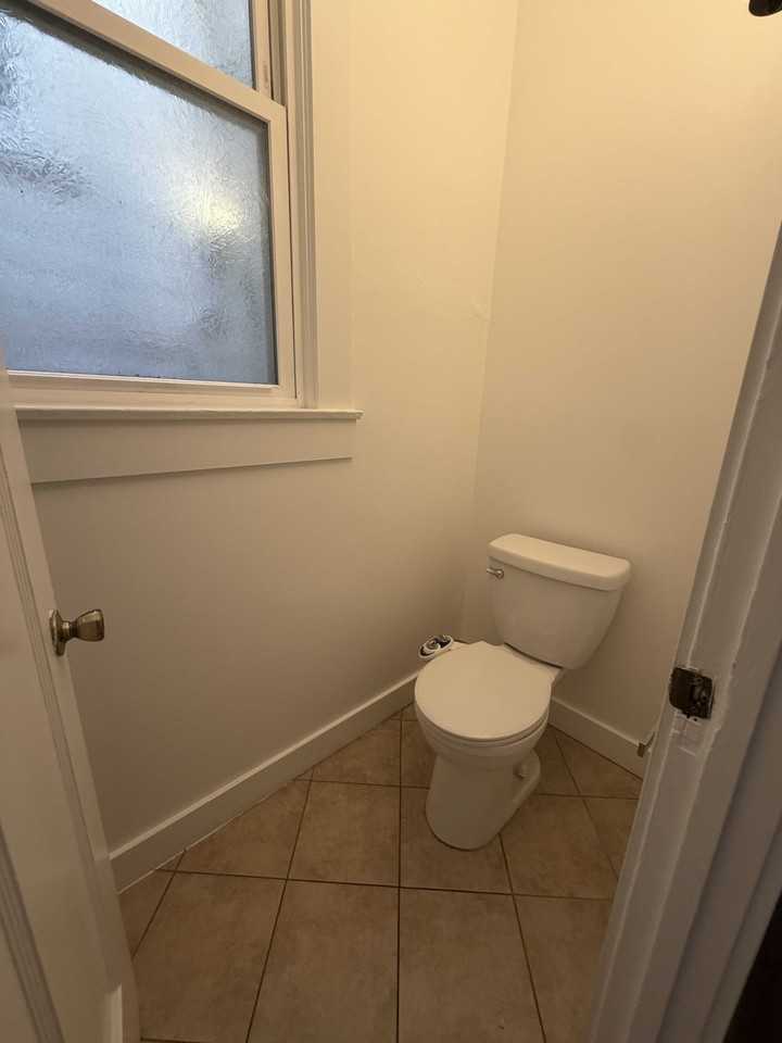 1364 Broadway - Photo 7 of 11