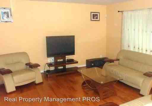 4736 Kirkdale Dr - Photo 3 of 16