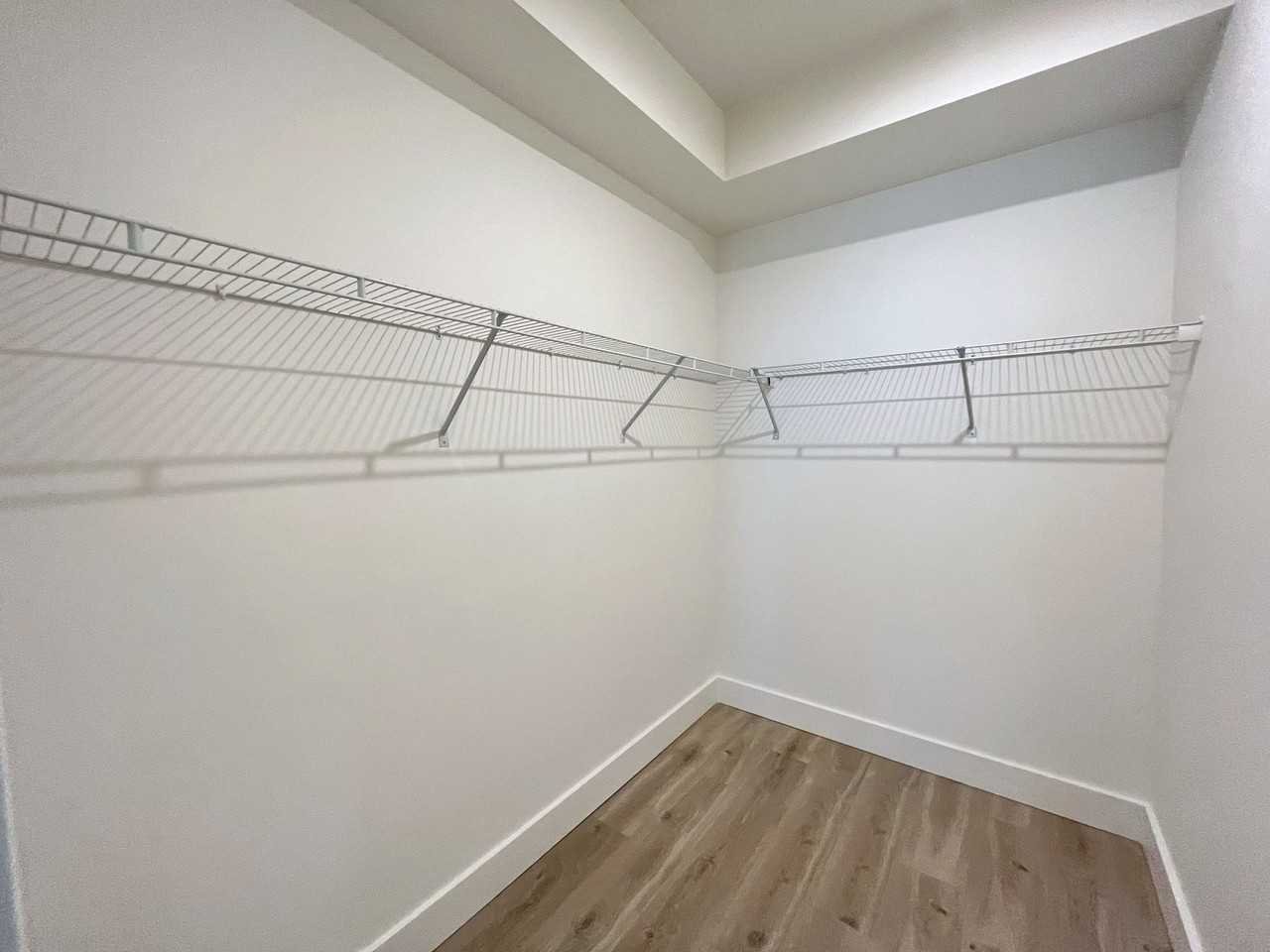 1456 Johnston Road #402 - Photo 7 of 12