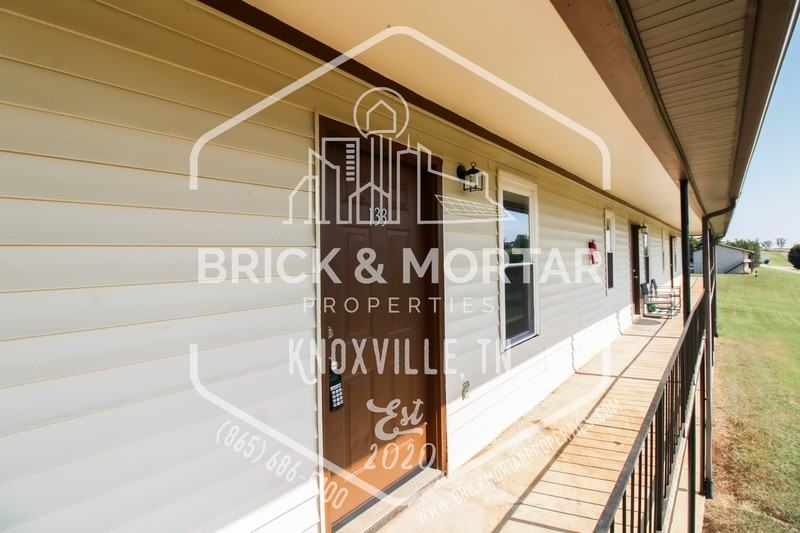 133 Tallent Way - Photo 2 of 15