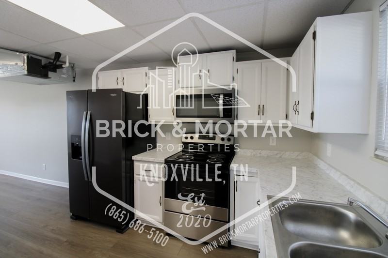 1009 Clendenen Rd - Photo 6 of 15