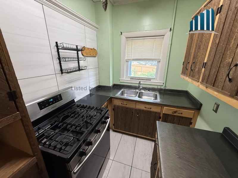 294 Cambridge St #1 - Photo 5 of 21