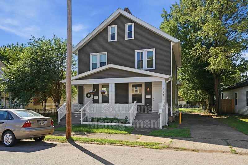 871 Bellows Ave - Photo 7 of 47