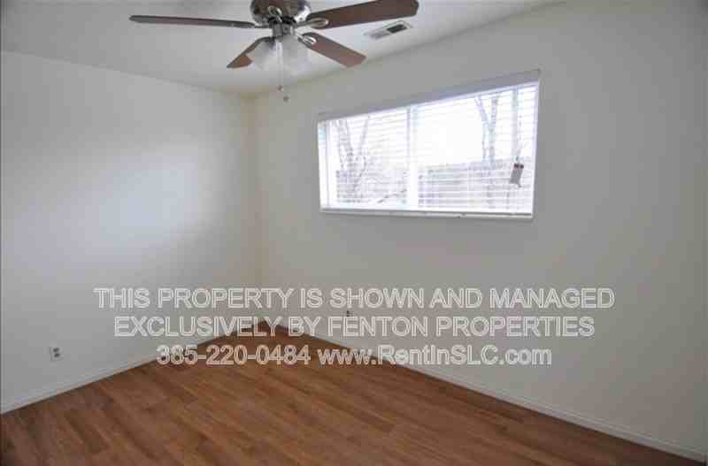 740 N Irving St - Photo 3 of 20