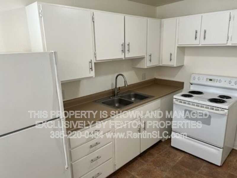 740 N Irving St - Photo 7 of 20
