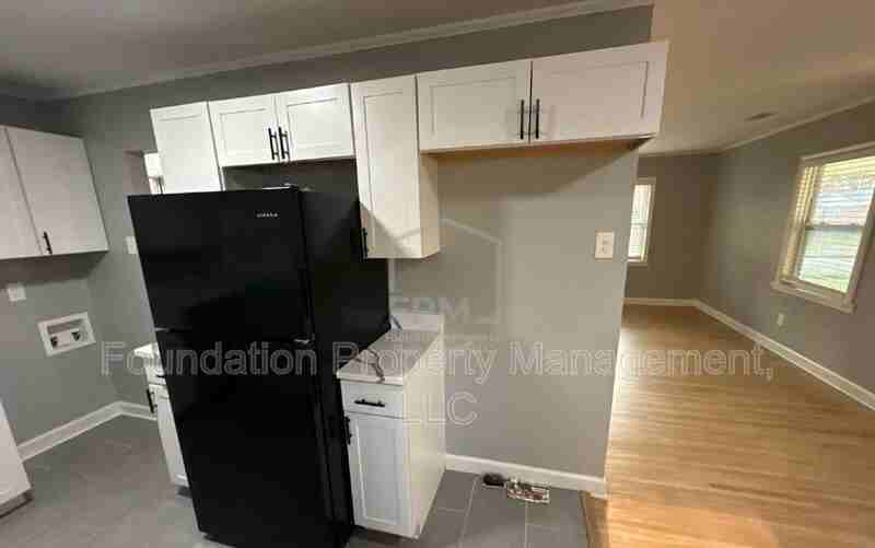 1869 Sea Isle Rd - Photo 5 of 16
