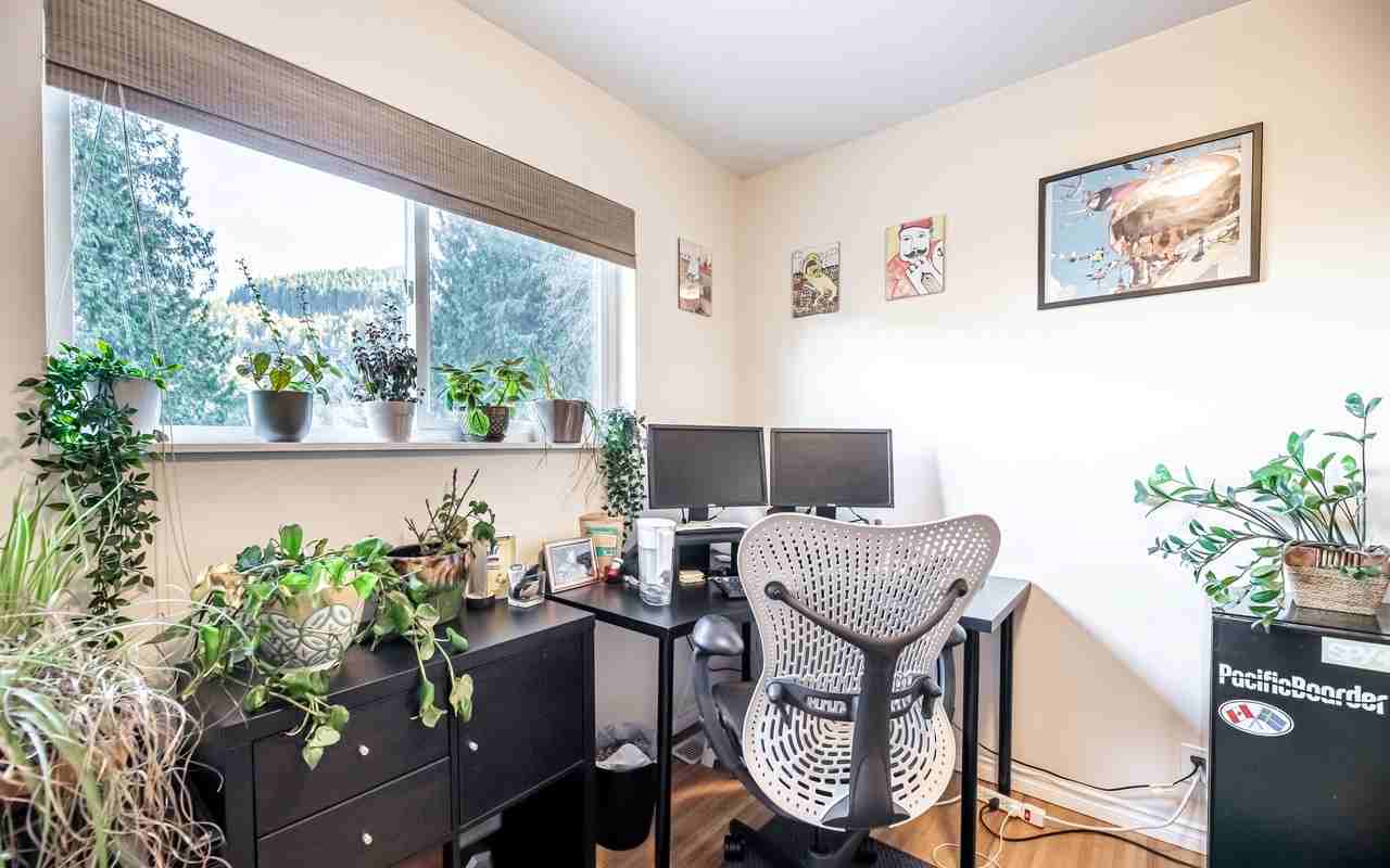 6332 Argyle Avenue - Photo 7 of 16