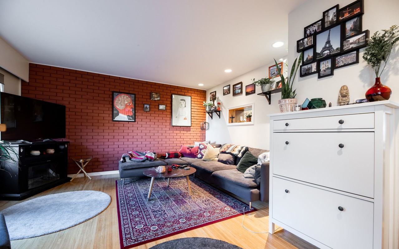 6332 Argyle Avenue - Photo 2 of 16