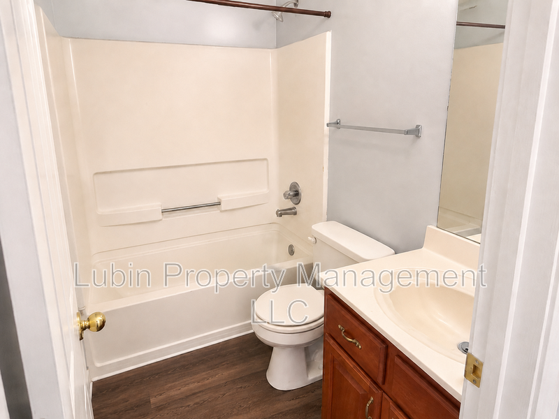 10331 Oak Leaf Dr - Photo 7 of 9