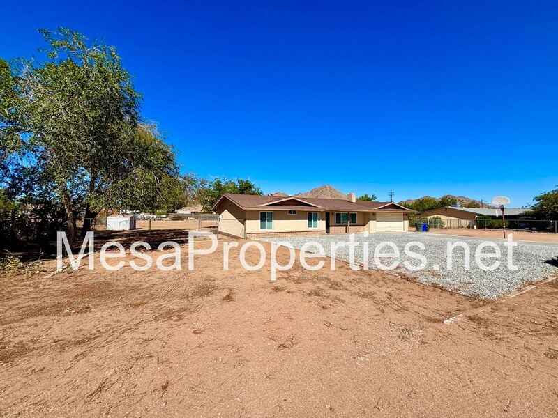 15850 Washoan Rd - Photo 4 of 26