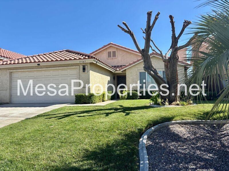 17547 Electra Dr - Photo 2 of 25