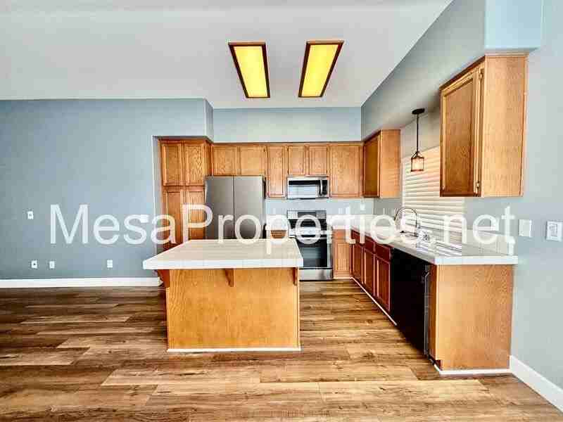 17547 Electra Dr - Photo 5 of 25