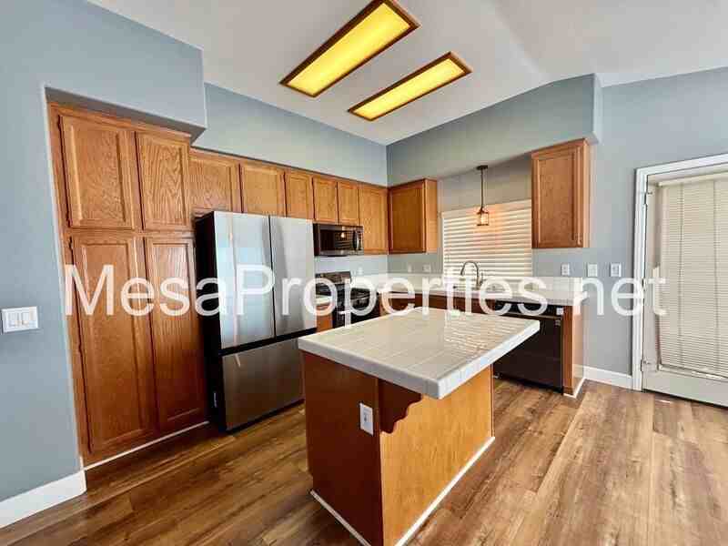 17547 Electra Dr - Photo 7 of 25