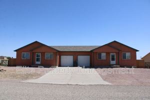 featured image of 417 E Stardust Dr