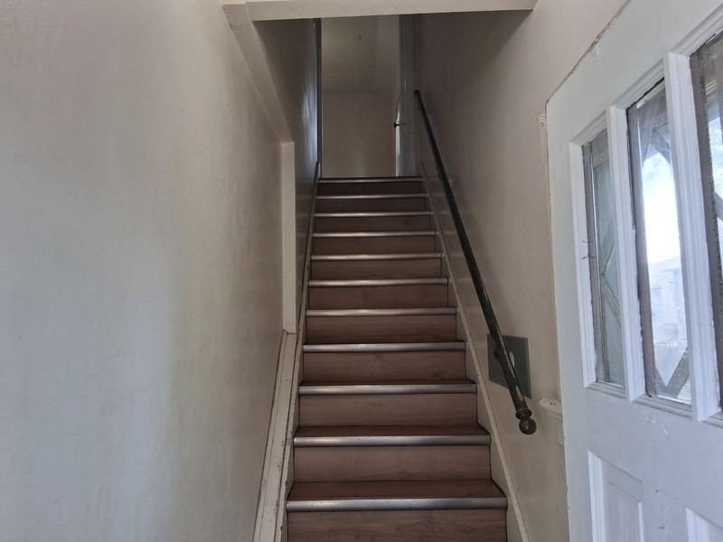 205 Walnut St - Photo 5 of 10