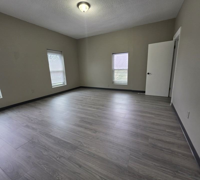 317 Morris St - Photo 6 of 20
