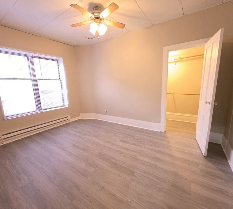 149 Central Ave - Photo 5 of 11