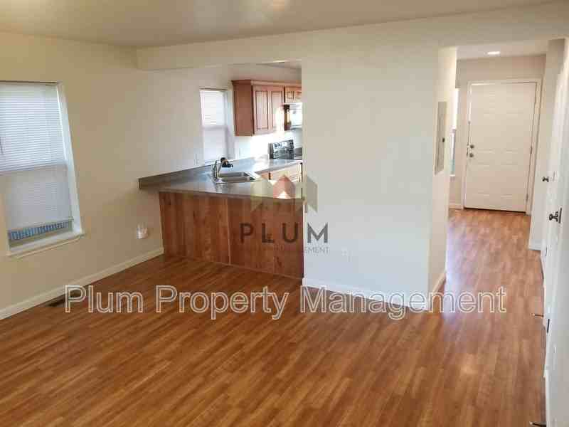2115 Mount Ave #A - Photo 6 of 10
