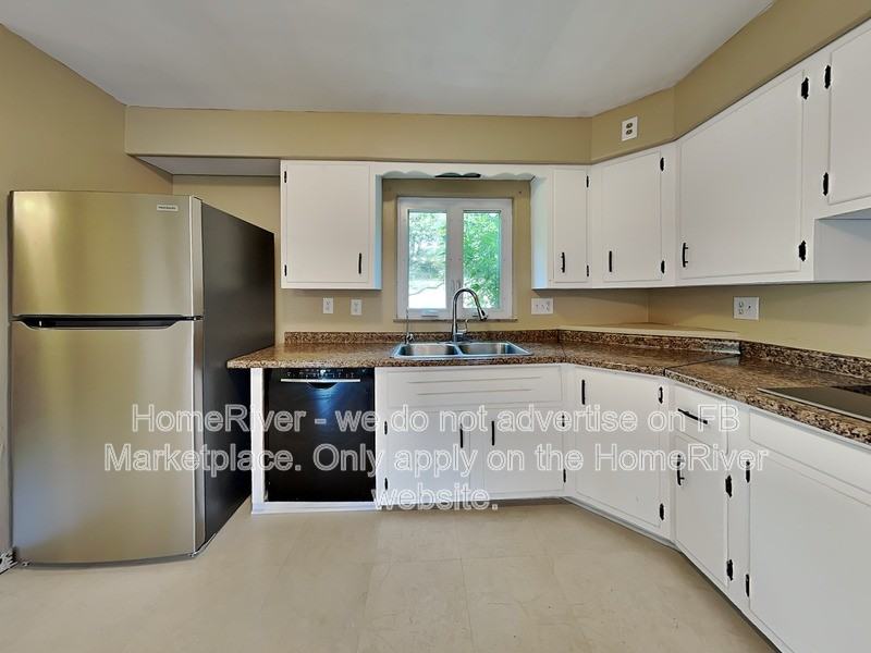 1130 Kings Ln - Photo 2 of 17