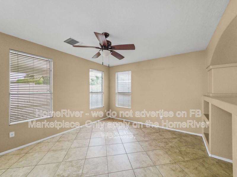 13430 W Rovey Ave - Photo 5 of 24