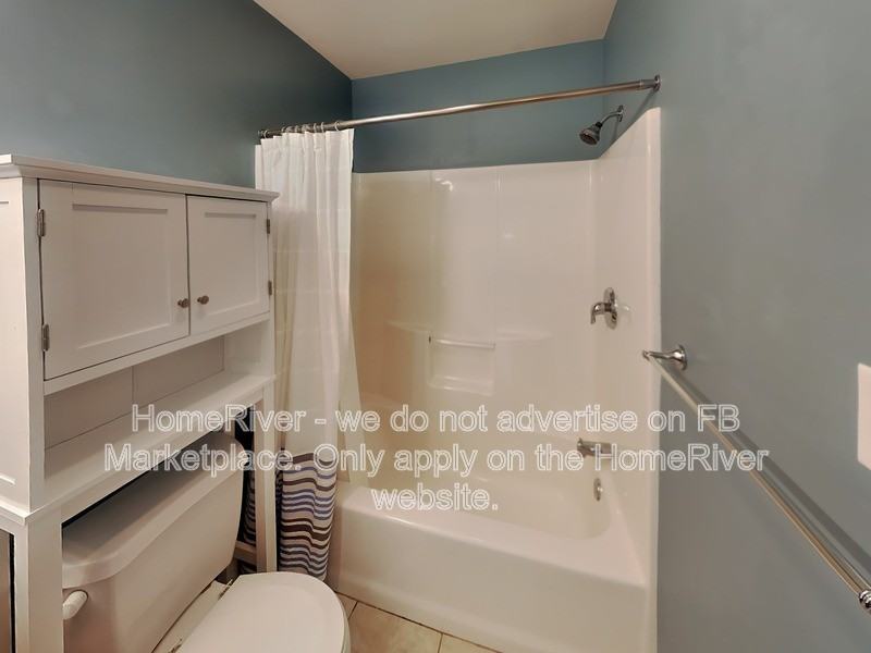 26 Court Ln - Photo 7 of 17