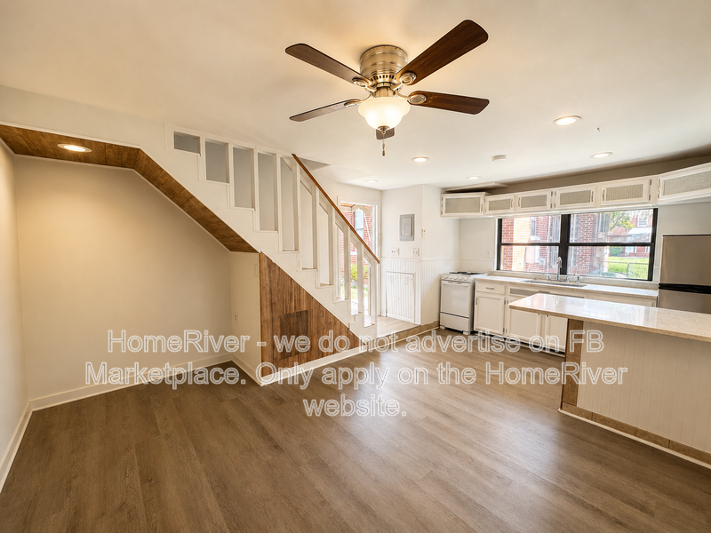 1514 Mcduff Ave S #1 - Photo 6 of 17