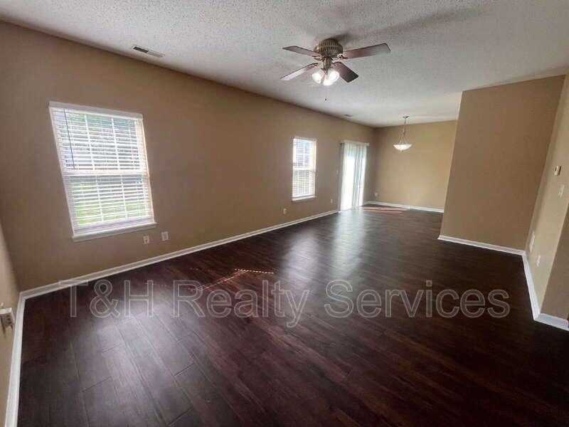 7212 Parklake Pl - Photo 4 of 30