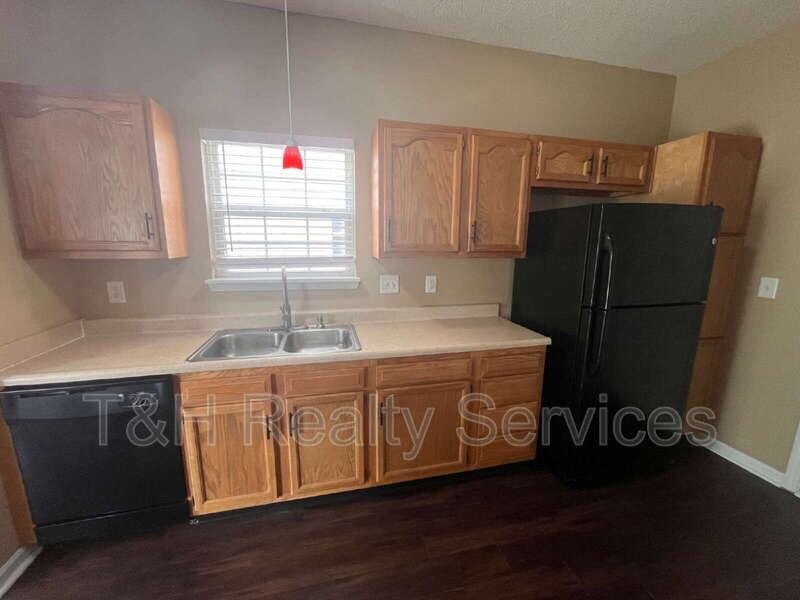 7212 Parklake Pl - Photo 7 of 30