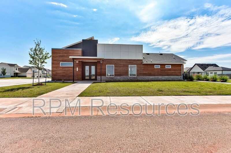 2529 Nw 129th St - Photo 4 of 30