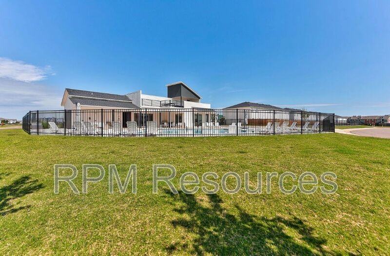 2529 Nw 129th St - Photo 5 of 30