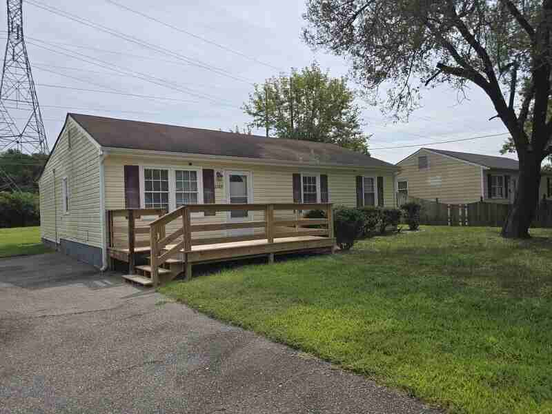21009 Butler Ct - Photo 2 of 15