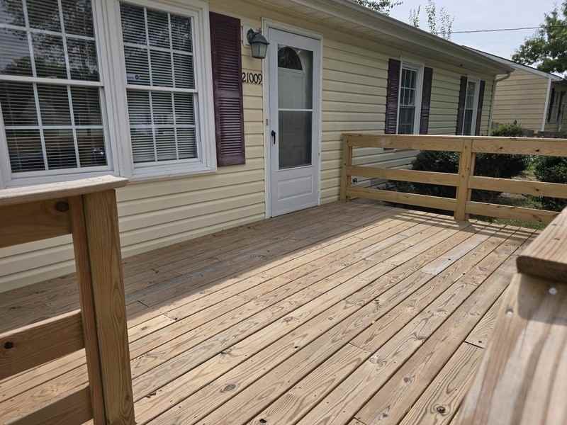 21009 Butler Ct - Photo 3 of 15