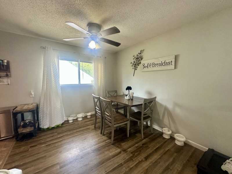 2416 Towne House Dr Ne - Photo 3 of 25