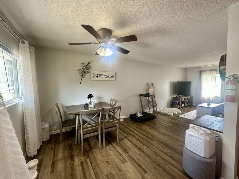 2416 Towne House Dr Ne - Photo 4 of 25